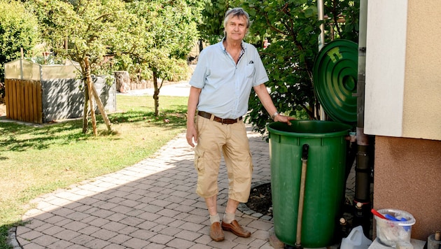 Steindl „dotiert“ den Kräutergarten in Weinburg durch seine Erfindung ausreichend mit Wasser.