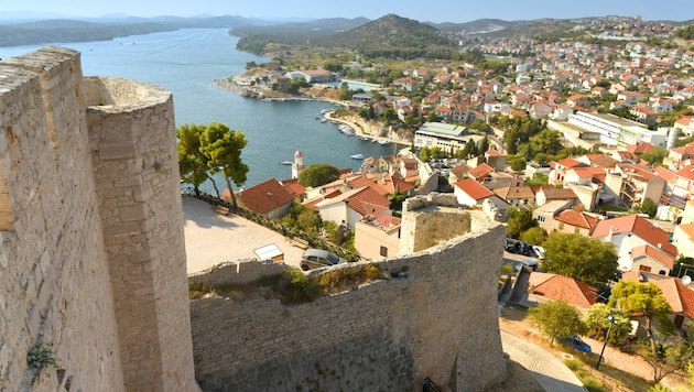 Im beliebten Urlaubsort Šibenik haben zuletzt zahlreiche Menschen wegen heftiger ...
