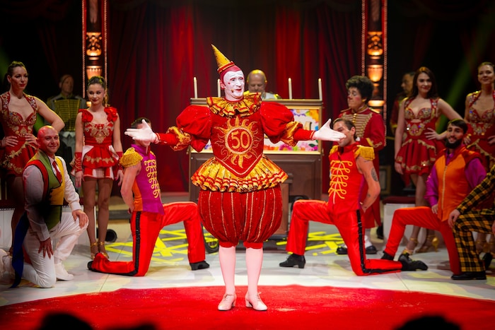 Das Circus Theater Roncalli wird 50 und feiert sein großes Jubiläum heuer am Rathausplatz.