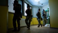 Früher Chirurgie-Ost, heute leerstehend und Übungsgebäude für das Bundesheer, künftig ein Neubau ...