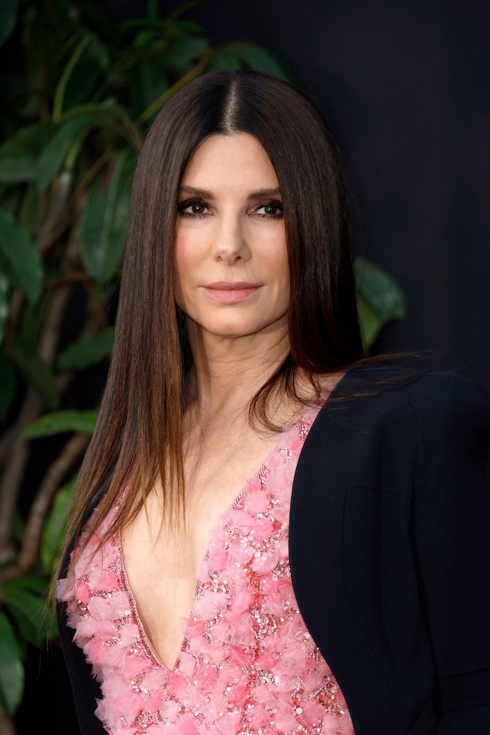 Sandra Bullock pflegte ihren Lebensgefährten bis zum Tod. Danach sei sie von einer Welle der ...