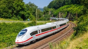 Die Kinder mussten ihre Reise unfreiwilligerweise alleine fortsetzen.