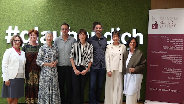 Gabriele Semmelrock-Werzer, Ina Lerchbaumer, Gaby Schaunig, Paul Petritsch und Nicole Six, ...