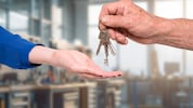 Die Wirtschaftskammer schlägt Alarm: Bis 2034 müssen 52.500 Unternehmen einen neuen Chef finden. ...