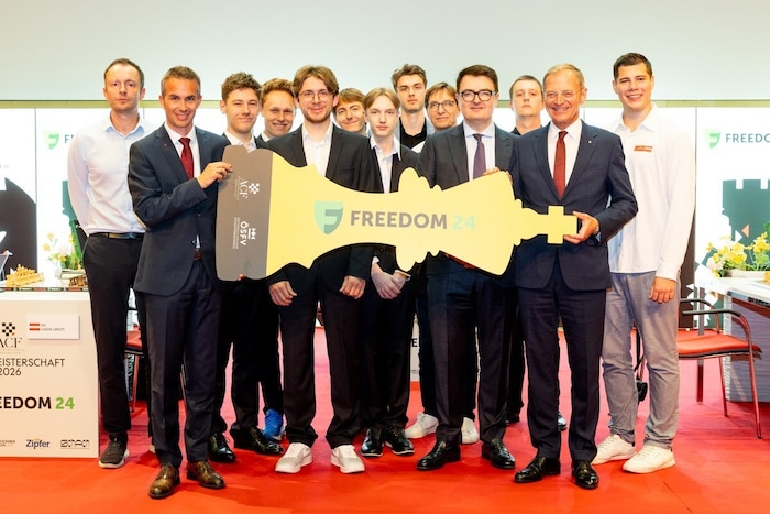 Prominente Gesichter flankieren Österreichs beste Schachspieler