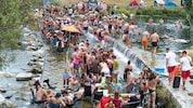Frequency-Festival 2026: Besucher trotzten dem Niedrigwasser in der Traisen.