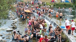 Frequency-Festival 2026: Besucher trotzten dem Niedrigwasser in der Traisen.