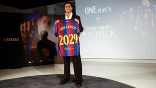 Joao Cancelo unterschrieb bis 2029 beim FC Barcelona.