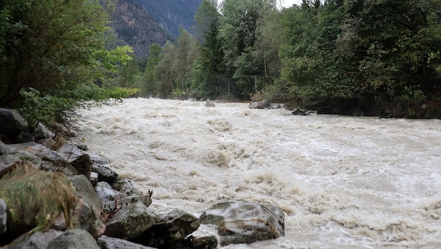 Nach einem Murenabgang auf die Kläranlage in Sölden gibt es Hinweise auf eine erhöhte Belastung ...