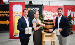 „OÖ-Krone“-Chefredakteurin Alexandra Halouska mit David Kastner (li.) und Gerald Kriechbaumer ...