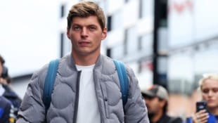 Max Verstappen hat bei Red Bull verlängert.