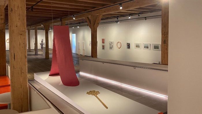Blick in die atmosphärische Schlossgalerie Steyr
