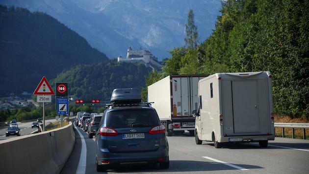 Rund um Werfen kommt es im Reiseverkehr zu Verzögerungen. Ausfahrten werden deshalb jetzt für ...