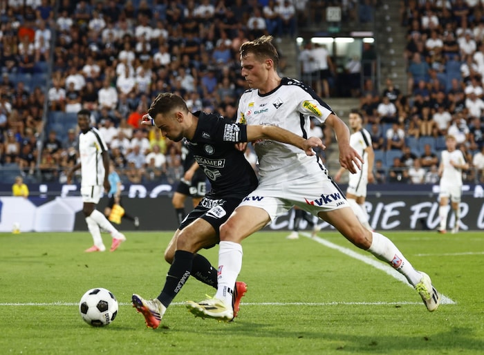 Benjamin Böckle (r.) hat sich in Altach bestens eingelebt.
