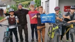 Gerhard Huber aus Feldkirchen hat ein Zeichen gesetzt: Vier Monate lang ist er gewandert; durch ...