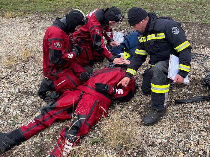 Berge- und Rettungstechniken werden regelmäßig trainiert.