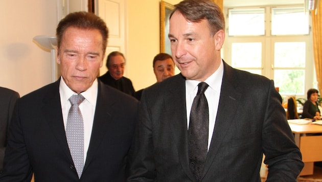 Tiefengruber mit Arnold Schwarzenegger, für den ein Essen gegeben wurde