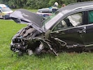 In der Steiermark wurden am Samstagnachmittag vier Menschen beim Zusammenstoß zweier Autos ...