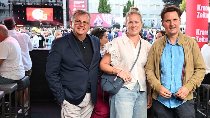 Thomas Ziegler (li.), Marie-Louise Schnurpfeil und Andreas Winkelhofer (re.).