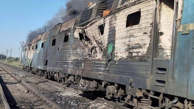 Der Zug 147 nach Odessa wurde von einer Drohne getroffen.