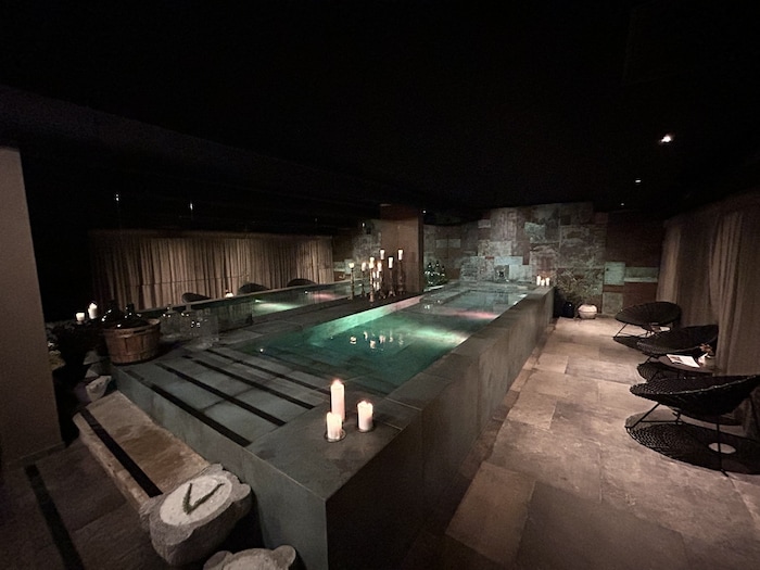Der Spa-Bereich ist klein, aber für uns eines der Highlights des Aufenthalts.