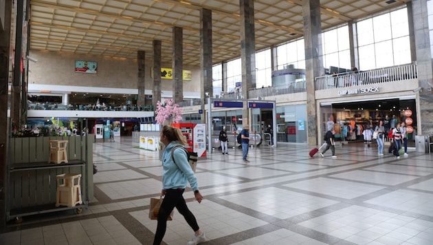 Zuletzt wurde der Westbahnhof als einer von neun Bahnhöfen im Land zur alkoholfreien Zone.