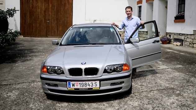 Diesen BMW aus dem Jahr 1998 hat sich Kurz selbst als Geburtstagsgeschenk gemacht: Es war das ...