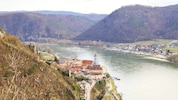 Ob die Idylle der Wachau oder Erholung in einer heimischen Therme – Urlaub in NÖ boomt