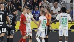 Austria-Goalie Domenik Schierl sah gegen Sturm in der Endphase Rot.