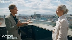 Die AfD-Chefin beim Interview über den Dächern Wiens