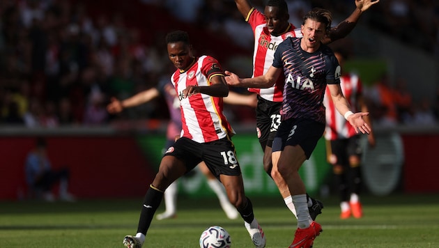 Mamadou Sangare (li.) brachte die Tottenham-Kicker zur Verzweiflung.