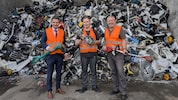 Saubermacher-Vorstandsvorsitzender Andreas Opelt (l.) und Anlagenleiter Hanspeter Plazovnik (r.) ...