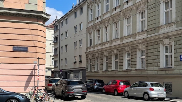 Jenes Haus im Hintergrund gilt als jüngstes Zielobjekt der Säure-Einbrecher.