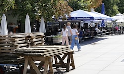 Die Schutzzone im Grazer Volksgarten führt dazu, dass viele Abhängige und Dealer auf den ...