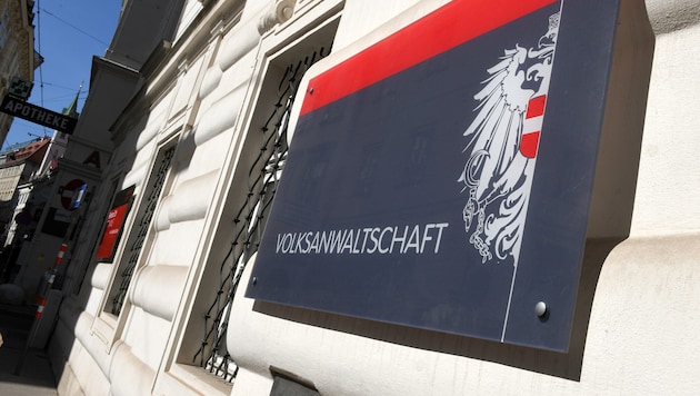 Die Volksanwaltschaft residiert in Wien, hat von dort aus auch die Arbeit der Landesregierungen ...