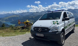 Rettungshubschrauber und Bergretter waren im Einsatz.