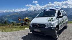 Rettungshubschrauber und Bergretter waren im Einsatz.