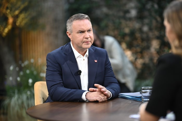 ORF-„Sommergespräch“: SPÖ-Chef Andreas Babler stellte sich den Fragen von Moderatorin Simone ...