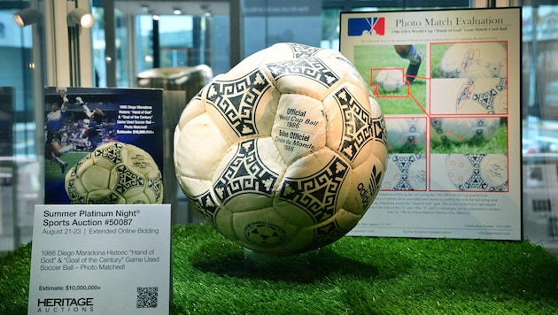 Der offizielle WM-Ball von 1986: Der Adidas Azteca wurde um eine Millionen-Summe versteigert.