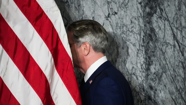 Ziehen die USA den Kopf ein? Finanzminister Scott Bessent verlässt das Podium, ohne in seiner ...