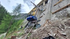 Die Arbeiten erfolgen in steilen Gelände.
