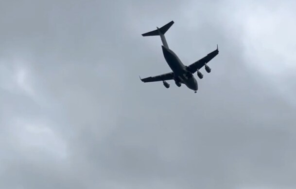 Sorgt für gerüchte - us-militärflugzeug landete auf flughafen in moskau 2026 - justiz Sorgt für gerüchte - us-militärflugzeug landete auf flughafen in moskau 2026 full ein militärtransportflugzeug der us-luftwaffe ist am dienstagmorgen am flughafen moskau-wnukowo gelandet – der zweck... Iustitia. Bg sorgt für gerüchte - us-militärflugzeug landete auf flughafen in moskau 2026 2026-08-25 13:30:40 justiz