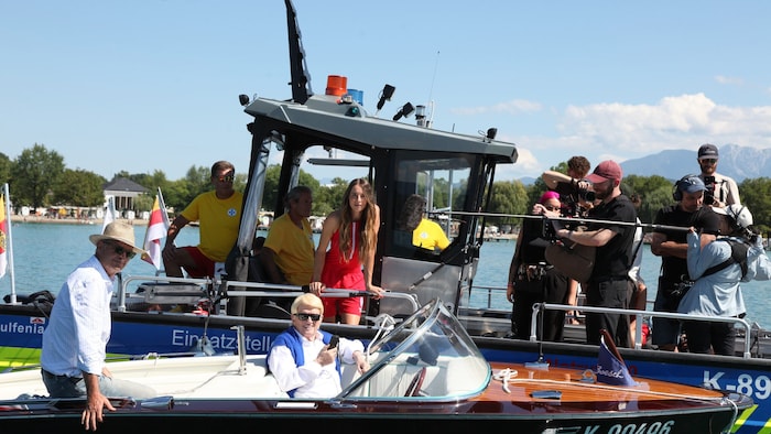 Schlagerstar Heino wird am Wörthersee gerettet.