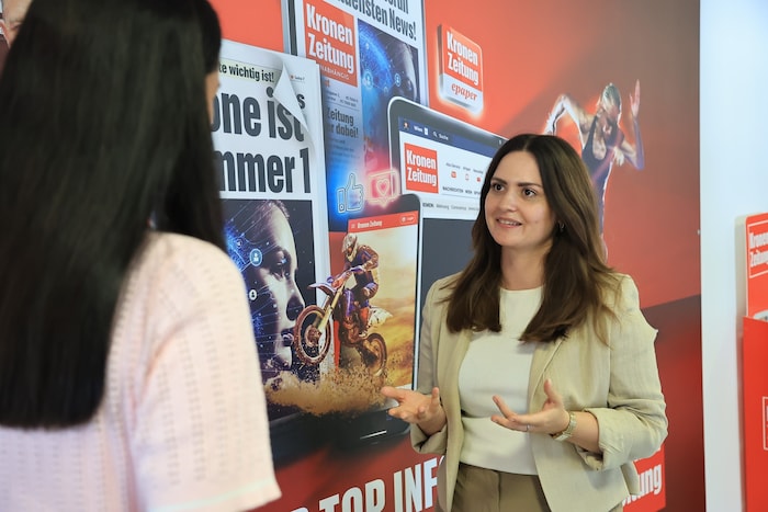 Beim Besuch der „Krone“ sprach die Tirolerin offen mit Redakteurin Jasmin Steiner über diese ...