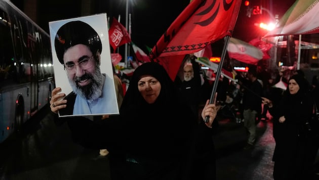 Seit seiner Ernennung sollen Mojtaba Khamenei nur etwa fünf Leute persönlich getroffen haben.