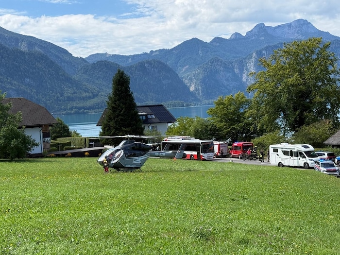 An der Suche sind Dutzende Einsatzkräfte von Feuerwehr, Polizei und Wasserrettung im Einsatz. ...