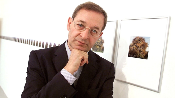 2001 las der Schriftseller bei den Salzburger Festspielen aus seinen Werken.