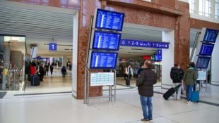 Die mutmaßliche Bombendrohung sprach der Angeklagte im Inneren des Salzburger Hauptbahnhofes ...