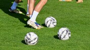 Rabiat ging es bei einer „Aussprache“ in der Kabine des Fußballklubs zu.