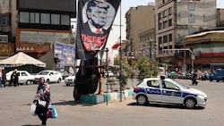 Die iranische Führung hat den wirtschaftlichen Druck der USA als „wirkungslos“ bezeichnet ...